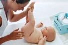 Disturbi dovuti all’alimentazione del bambino: feci, stipsi e diarrea