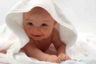 Allattamento al seno: il latte della mamma protegge il bimbo per sei mesi